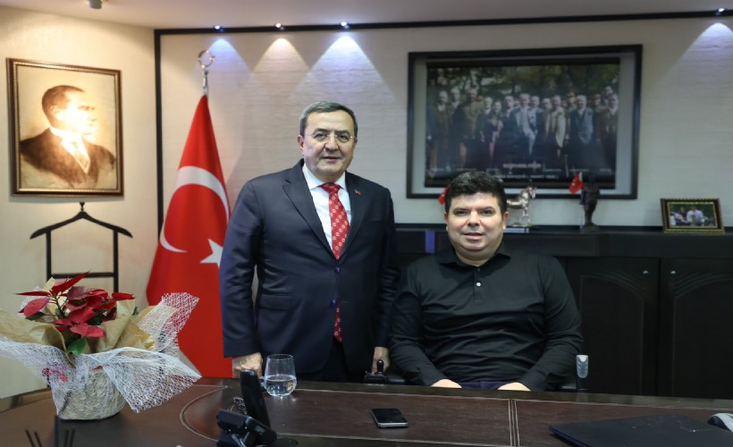 Başkan Batur'dan Erhan Kılıç'a 'geçmiş olsun' ziyareti