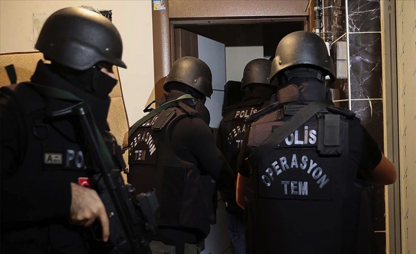İzmir'de DEAŞ şüphelisi 9 kişi gözaltına alındı