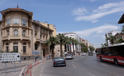 İzmirlilerin dikkatine: Konak'ta yol çalışması