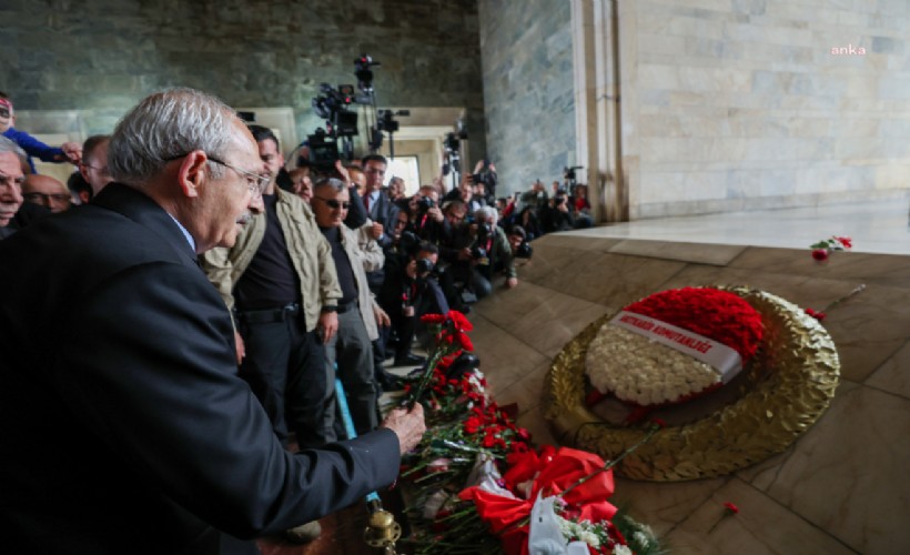 Kılıçdaroğlu, Anıtkabir'i ziyaret etti