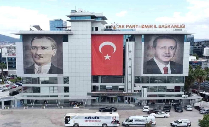 AK Parti İzmir İl Yönetim Kurulu'nda sessiz istifa!