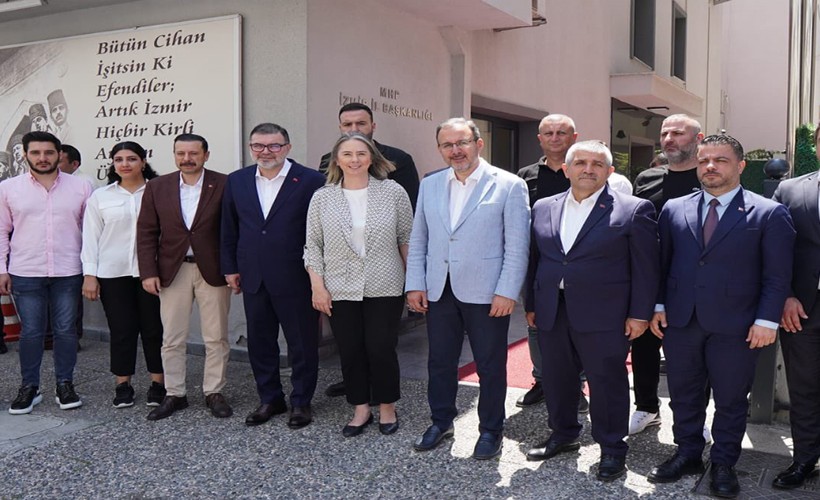 AK Partili vekillerden, MHP İzmir İl Teşkilatına ziyaret: Teşekkür ederiz