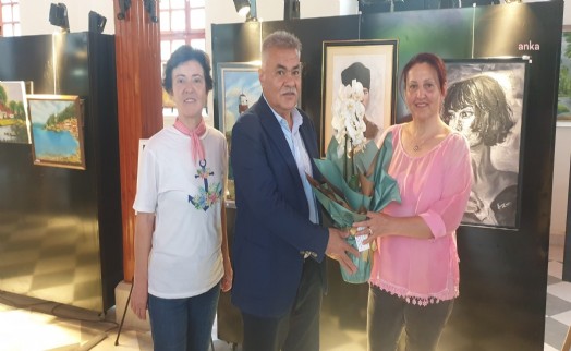 Başkan Tekin'den ‘Bir Tutam Umut' sergisine destek