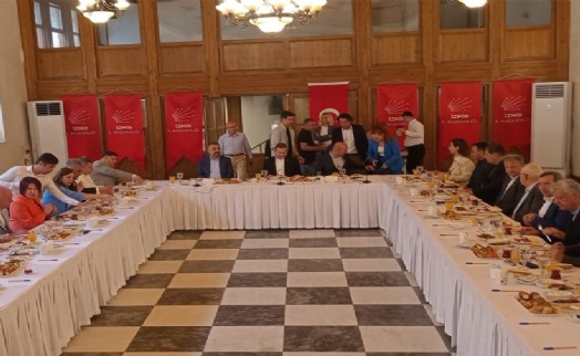 CHP İzmir'de peş peşe üç kritik toplantı: Gündem kongreler