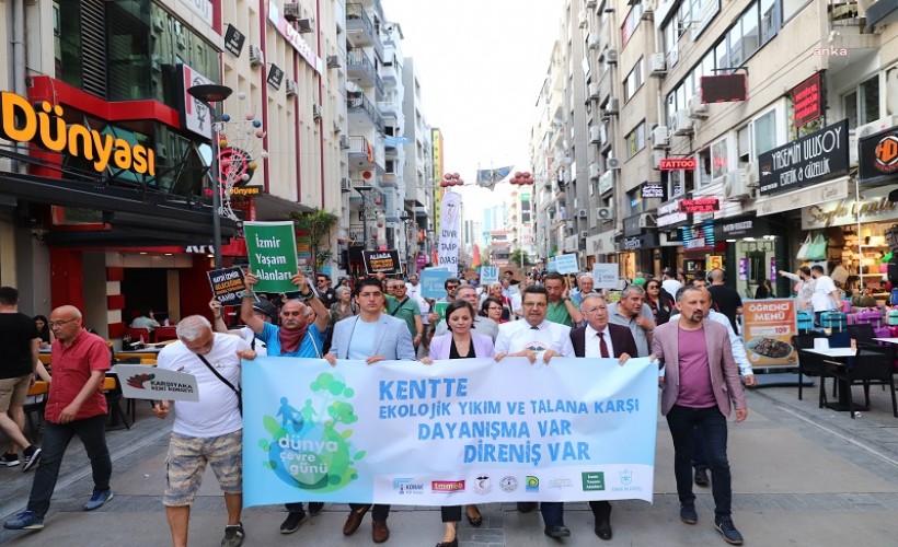 İzmir'de çevre sorunlarına farkındalık yürüyüşü ile dikkat çekildi