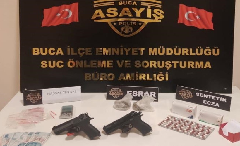İzmir'de kurulan özel polis ekibi, uyuşturucu tacirlerini bir bir yakalıyor