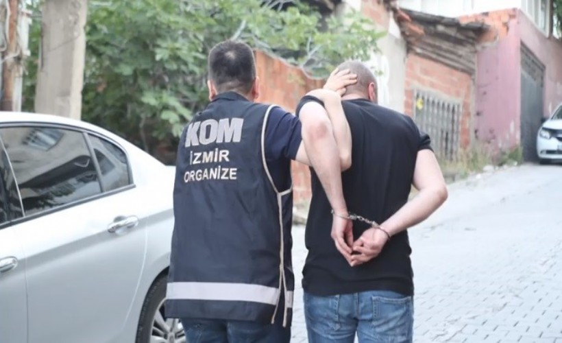İzmir'de mafya yapılanmasına 'Kukla' operasyonu; Çok sayıda gözaltı