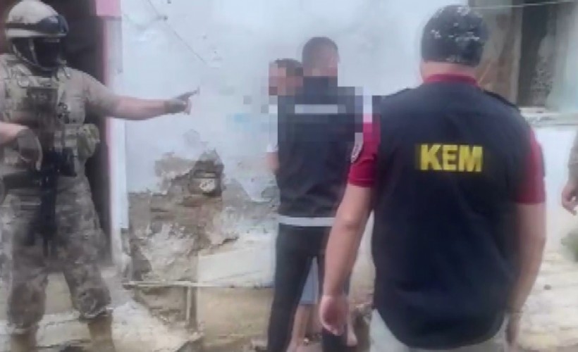İzmir'deki zehir tacirlerine operasyonda 36 tutuklama