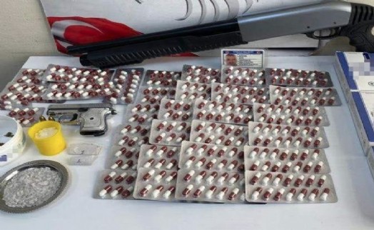İzmir'de uyuşturucu operasyonu: 1 gözaltı
