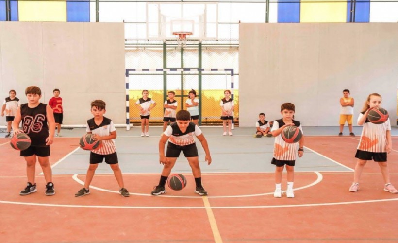 Seferihisar Belediyesi'nden çocuklar için ücretsiz yaz spor okulu