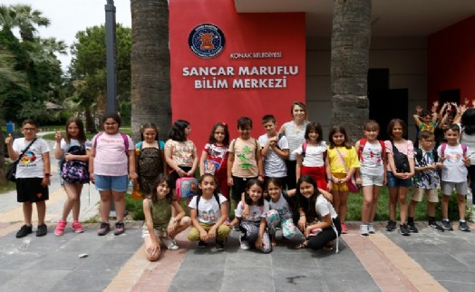 Yaz tatilinde Sancar Maruflu Bilim Merkezi'ne