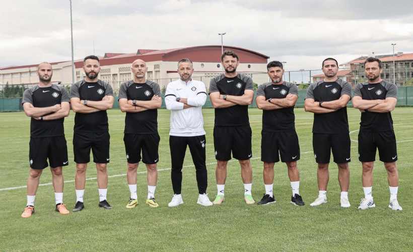 Altay'da Tuna Üzümcü'nün ekibi açıklandı