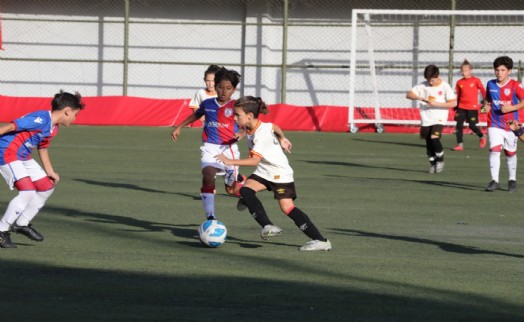 Bayraklı'da 100'üncü yıla özel ‘Cumhuriyet Turnuvası'