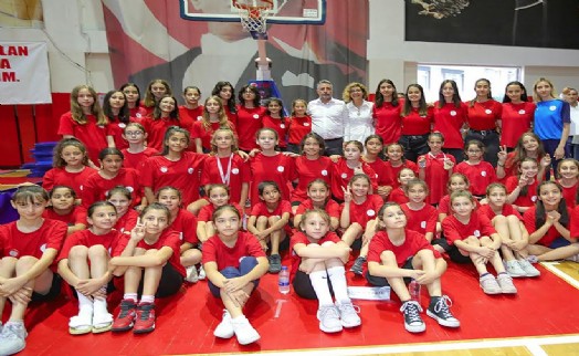 Bayraklı'nın spor kurslarına büyük ilgi