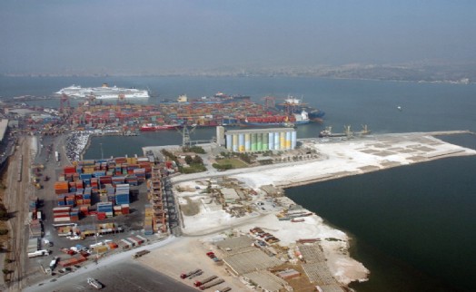 Bloomberg: İzmir Alsancak Limanı'nın satışı için Körfez ülkeleriyle müzakere ediliyor