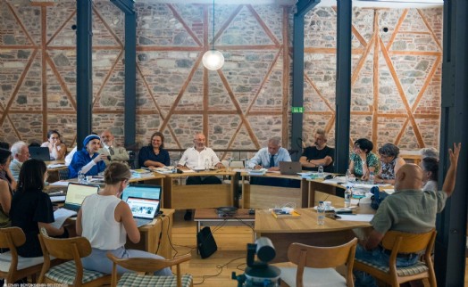 İzmir Akdeniz Akademisi'nin kurul toplantısında yol haritası oluşturuldu