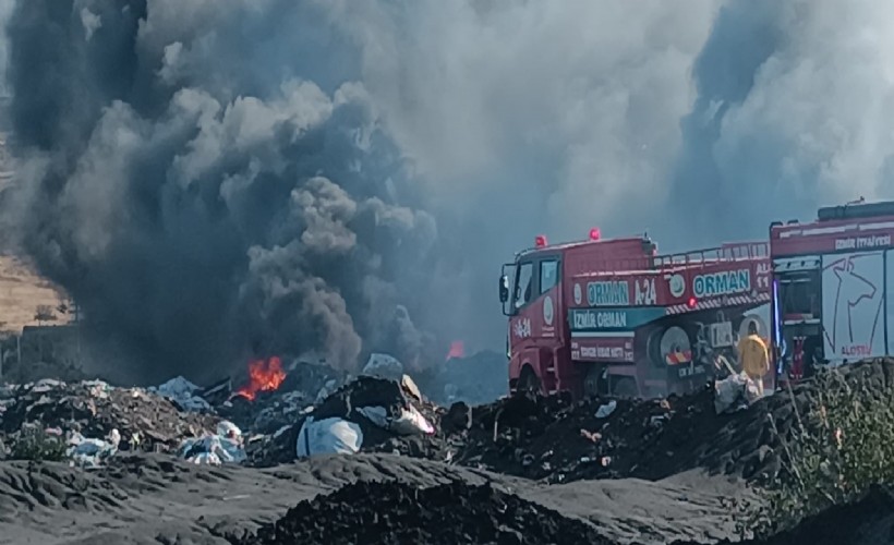 İzmir'de atık depolama tesisinde yangın