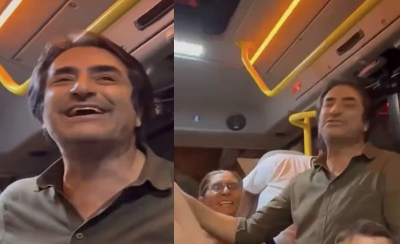 Mahsun Kırmızıgül, Alaçatı'da minibüste yolculara konser verdi