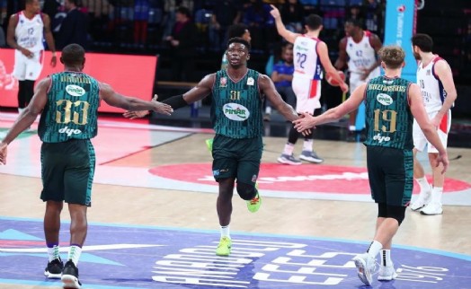 Pınar Karşıyaka'da Angel Delgado ile yollar ayrıldı