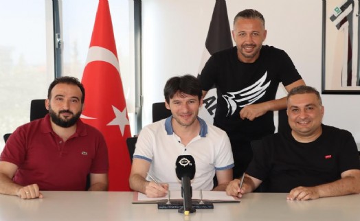 Altay, İbrahim Akın'la yollarını ayırdı