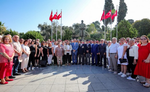 Bayraklı'da 30 Ağustos kutlandı