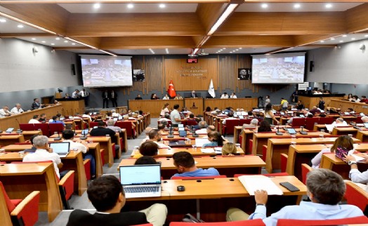 Büyükşehir Meclisi'nden Soyer'e yetki