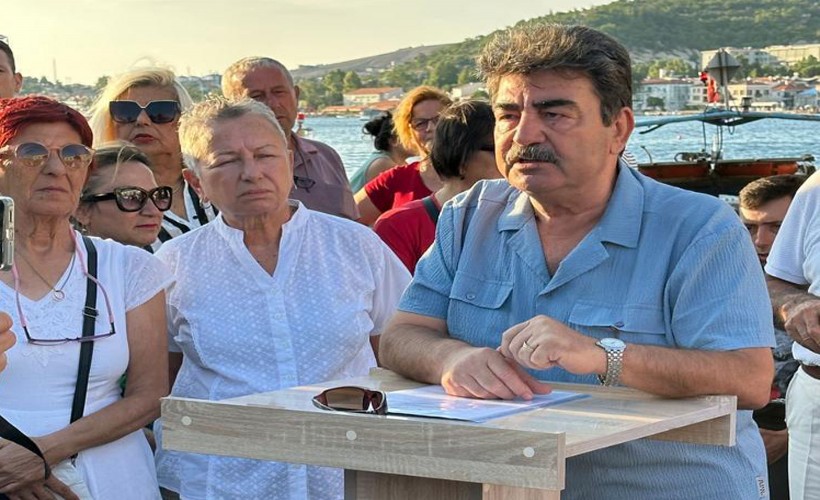 CHP Foça'da Esen Çeşmeci adaylığını açıkladı