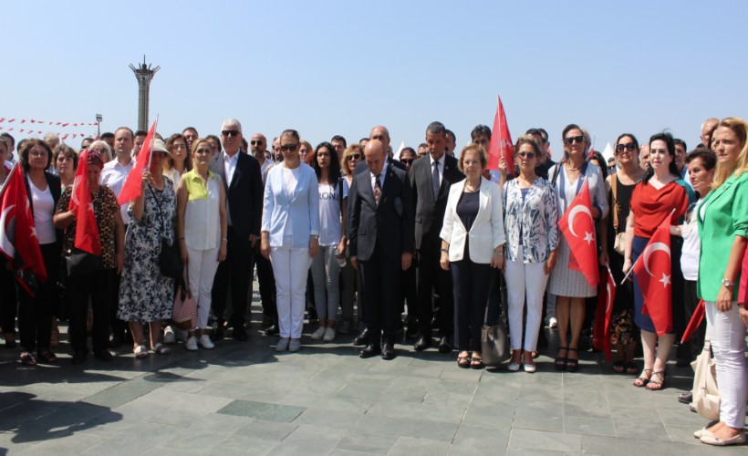 CHP'nin çelenk törenine Aslanoğlu katılmadı