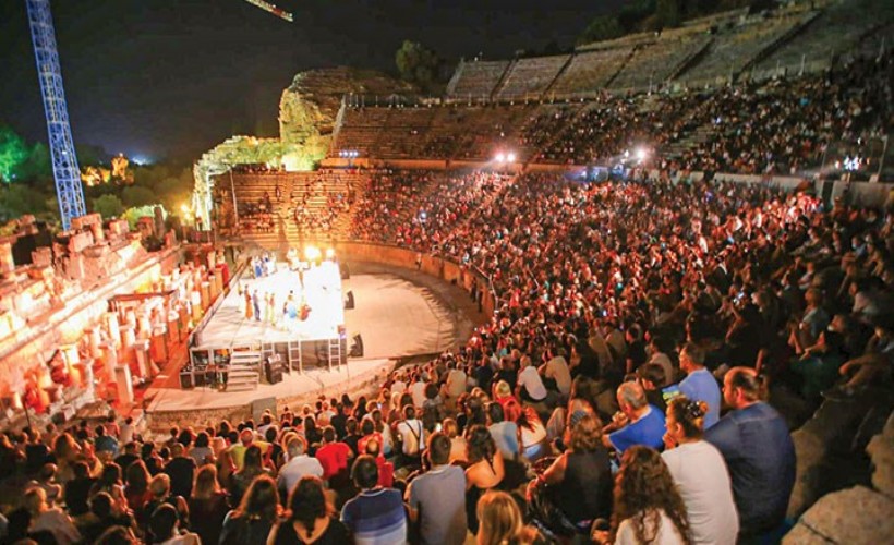 Efes Selçuk'ta tiyatro festivali başlıyor