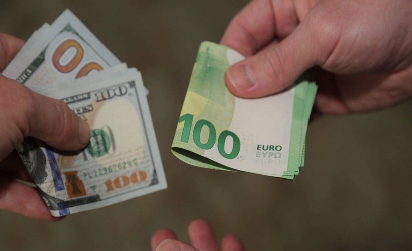 Euro ve dolar yeniden yükselişe geçti