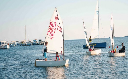 Geleceğin yelkencileri Seferihisar'da yetişiyor