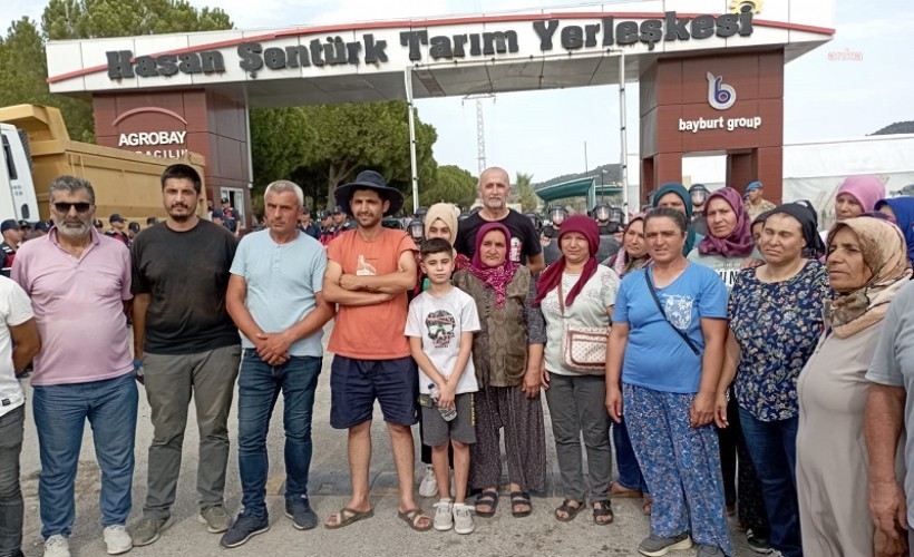 İzmir'de örgütlendikleri gerekçesiyle işten çıkarılan işçiler eylem yaptı
