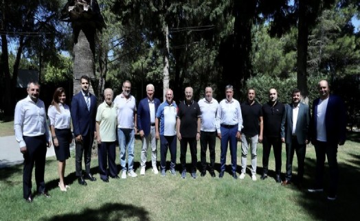 İzmir'de dostluk ve centilmenlik buluşması