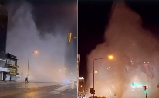 İzmir'de su borusu patladı, caddeler göle döndü