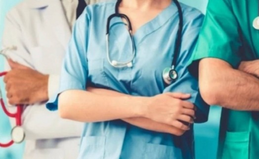 İzmirli sağlıkçılardan 'ara kod' tepkisi: Koca'nın açıklaması ‘göz boyama'