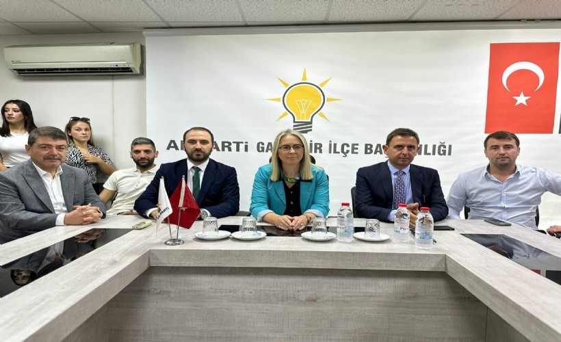 AK Partili Çankırı, İzmir Büyükşehir Belediyesi’ne yüklendi
