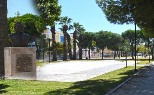 Abidin Dino Parkı baştan sona yenilendi