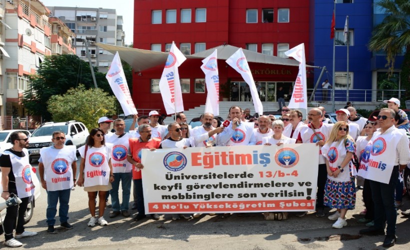 Eğitim-İş'ten İzmir Demokrasi Üniversitesi önünde eylem!