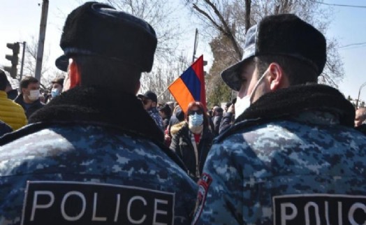 Ermenistan'da darbe girişimi: Suikast iddiasıyla 8 kişi gözaltına alındı