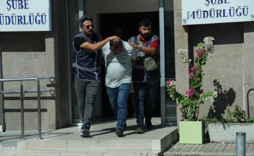 Deprem bölgesinden hasarlı araç alıp dolandırıcılık yapan şebeke çökertildi