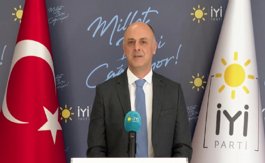 İYİ Partili Özlale'den 'İzmir adaylığı' ile ilgili ilk paylaşım: İzmir varsa 'Ümit' var!