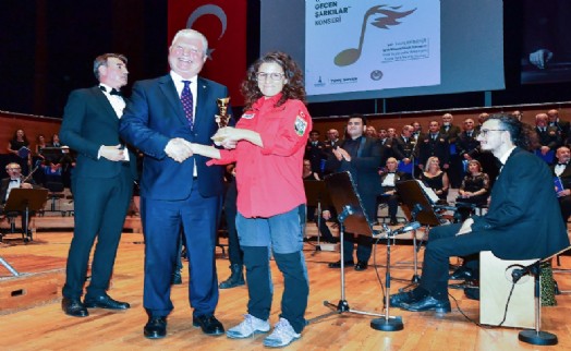 İtfaiye Haftası'nda sahne itfaiyeciler ve ailelerinin