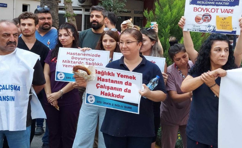 İzmir'de sağlık emekçilerinden 'yemek' protestosu