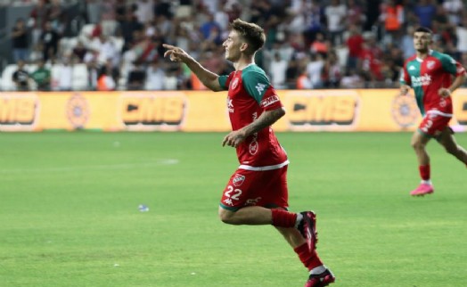 Kaf-Kaf'ın gençleri parlıyor