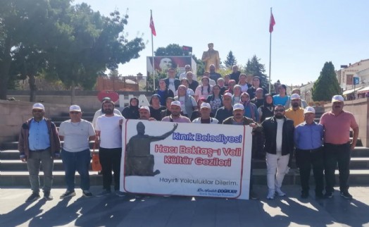 Kınık Belediyesi'nden vatandaşlara ücretsiz Hacı Bektaş-i Veli gezisi