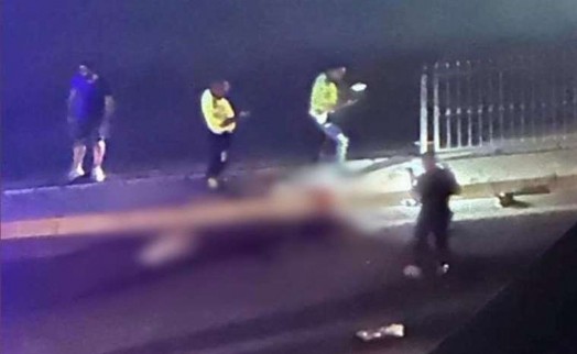 Kuşadası'nda korkunç kaza! Kafasını kaldırıma çarptı...