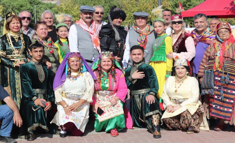 Türk dünyası buluşması İzmir'de başladı