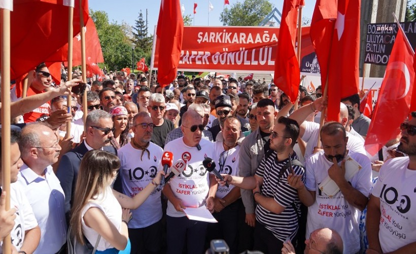 Zafer Partisi'nin 'İstiklal Yolu Zafer Yürüyüşü' tamamlandı