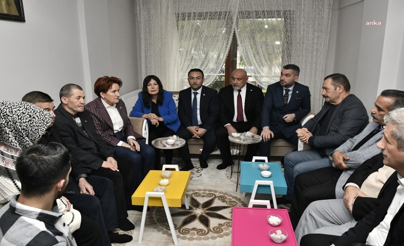 Akşener Manisa'da, şehit Enes Budak'ın ailesini ziyaret etti