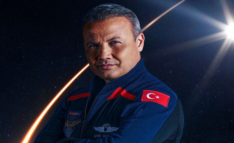 Alper Gezeravcı da ekipteydi: Uzay yolculuğu ertelendi